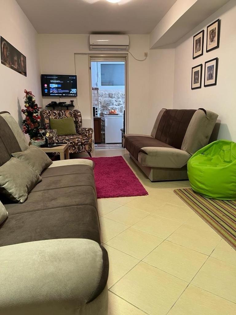 Apartman Milena 1 Cattaro Esterno foto